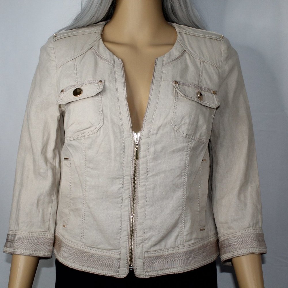 SALE!White House Black Market Blazer